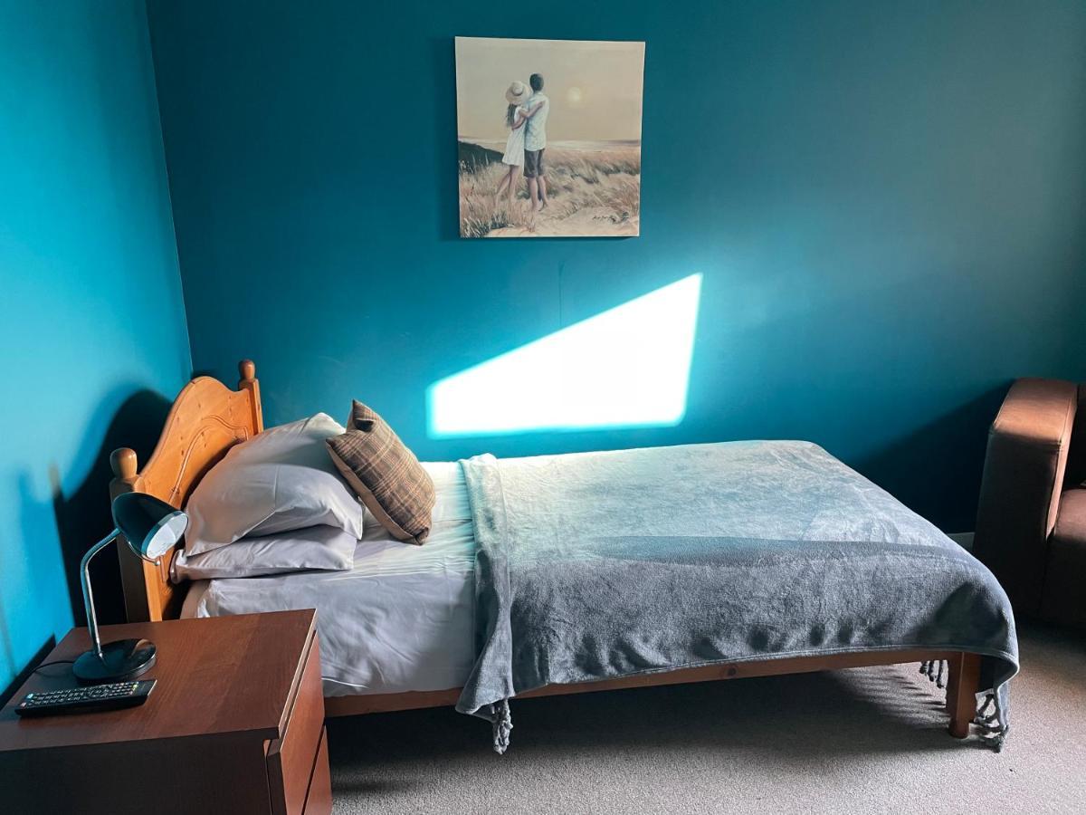 The Number Eleven Apartment Kilmuir  Esterno foto