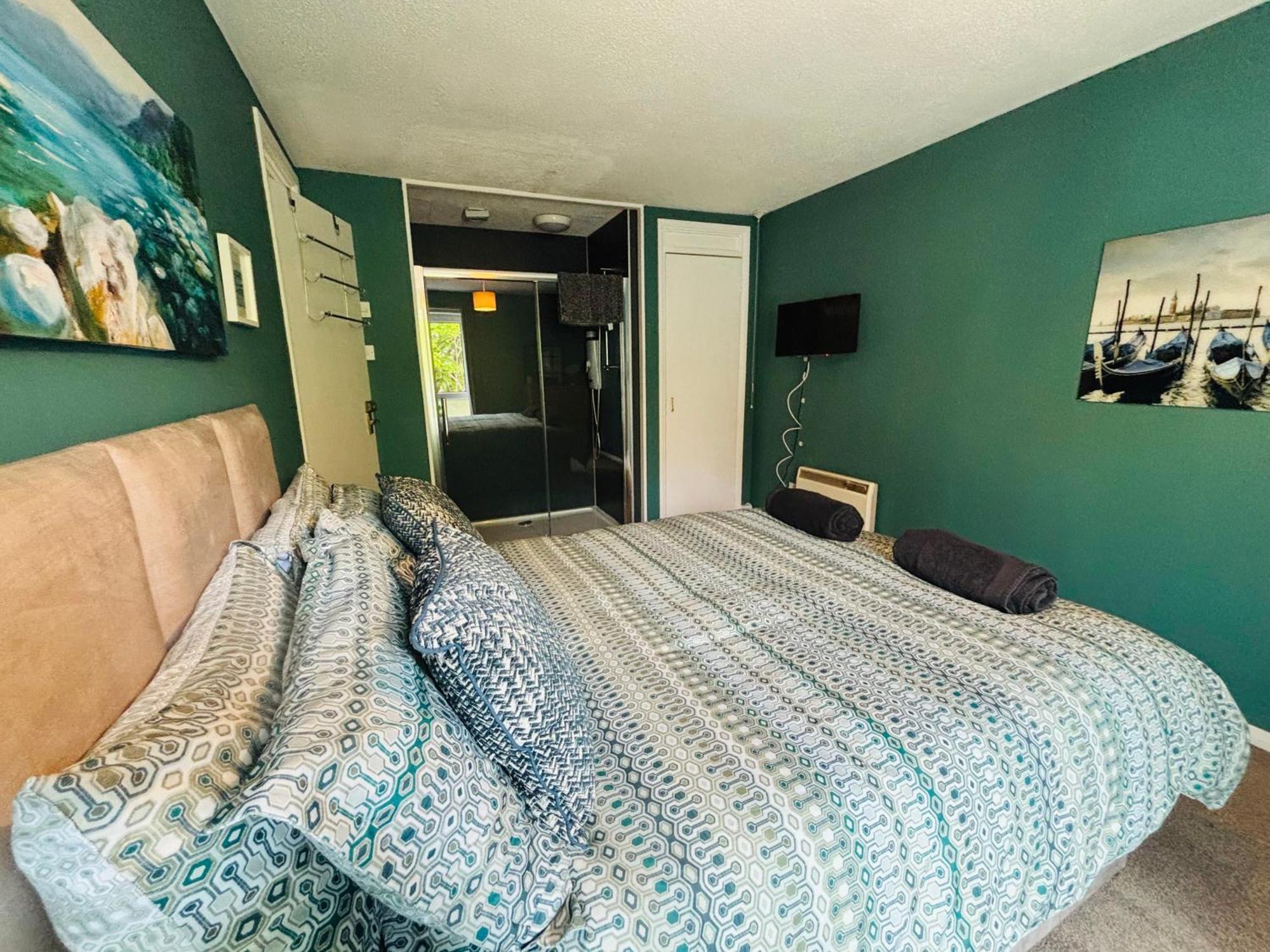 The Number Eleven Apartment Kilmuir  Esterno foto