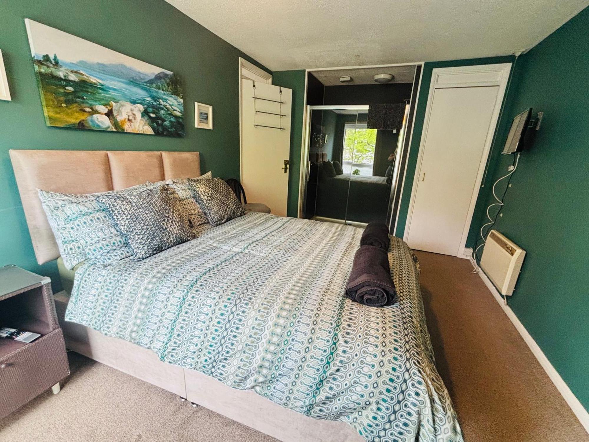 The Number Eleven Apartment Kilmuir  Esterno foto